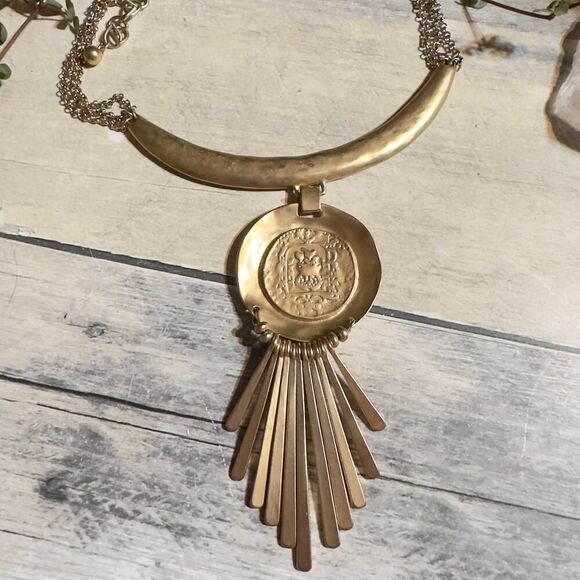 Chico's Brushed Gold Stella Bold Medallion Statement Necklace - Picture 2 of 6